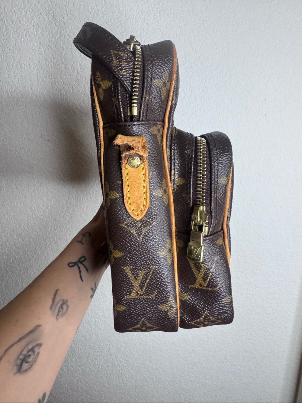 Louis Vuitton Monogram Amazon Crossbody vintage LV messenger bag made in France - Picture 2 of 9